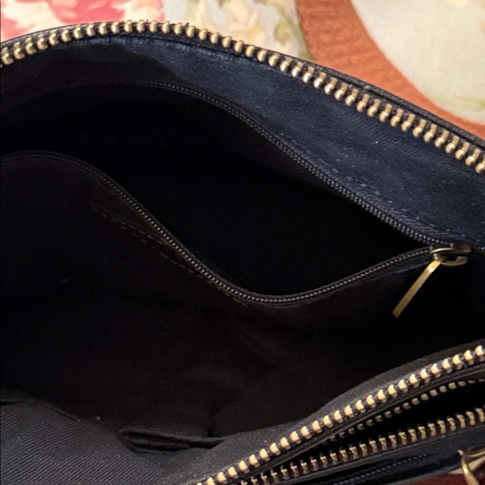 Fossil Black Leather Crossbody with Brown Strap - Picture 7 of 9